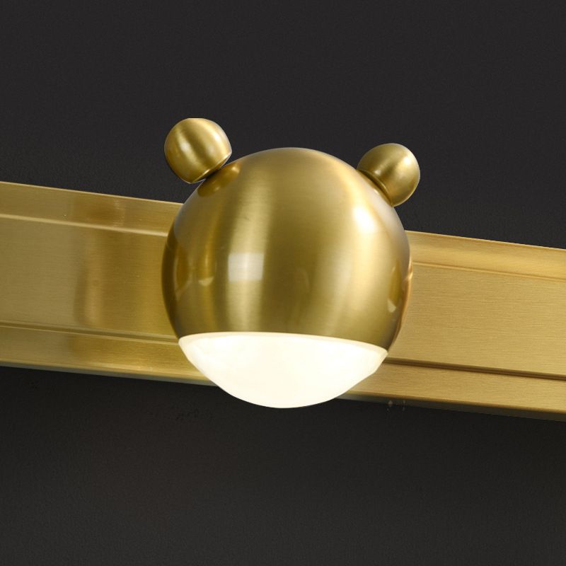 Leigh Modern Animal Globe Vägglampa i Metall, Guld, Sovrum