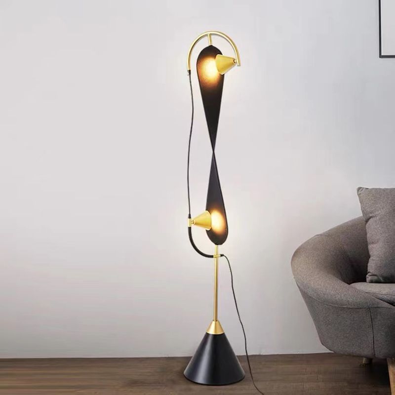 Salgado Modern Svart Design LED Golvlampa Metall Vardagsrum