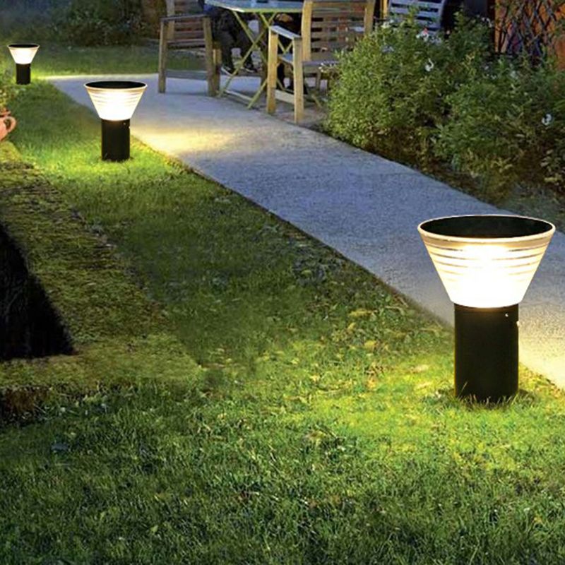 Pena Snygga Liten/Stora Cylindrisk LED Solenergi Utomhusbelysning Metall/Akryl Svart Trädgård