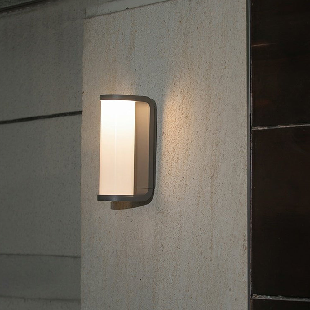 Orr Modern Liten Dekorativ LED Vägglampa Svart Metall Uterum