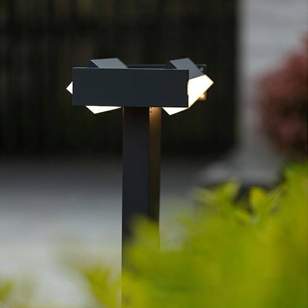 Pena Design Avlång Minimalistisk Lång LED Utomhusbelysning Metall Svart Trädgård