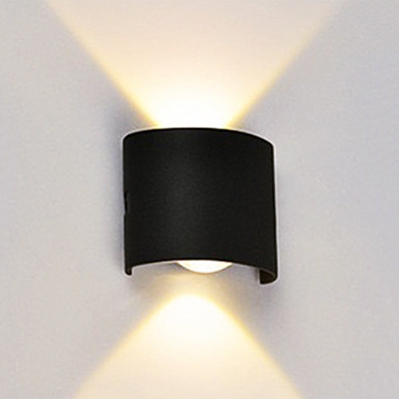 Orr Modern Design Avlång Metall LED Vägglampa Utomhus