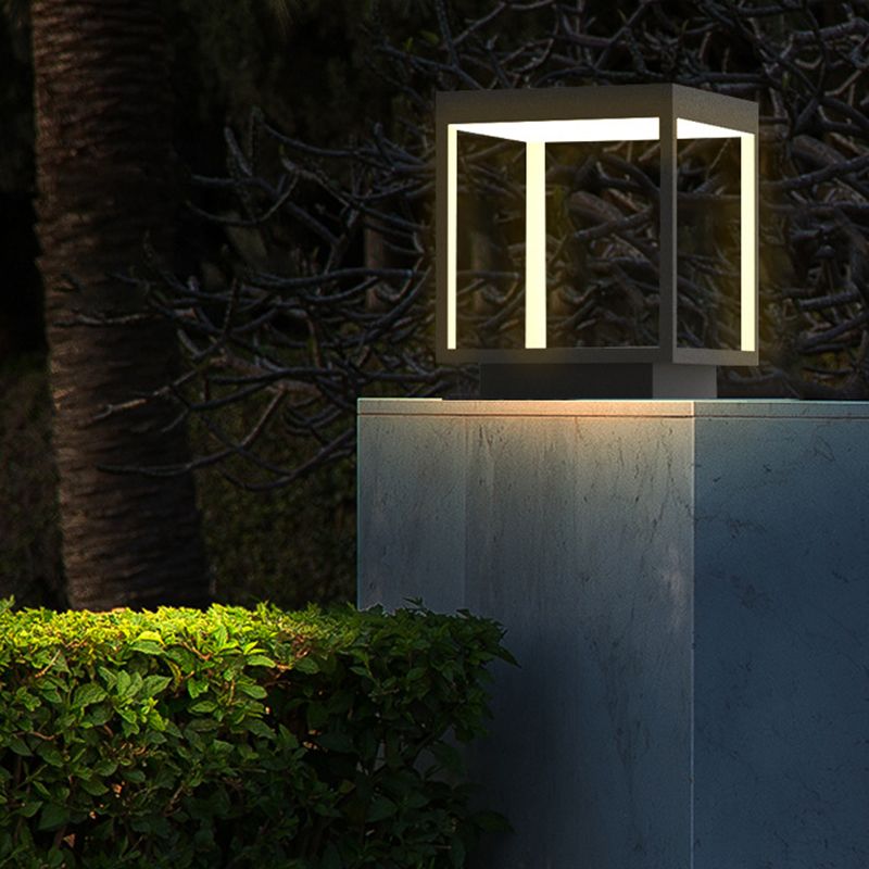 Riley Modern Rektangulär LED Utomhusbelysning Glob Metall Svart Trädgård/Trottoarkant